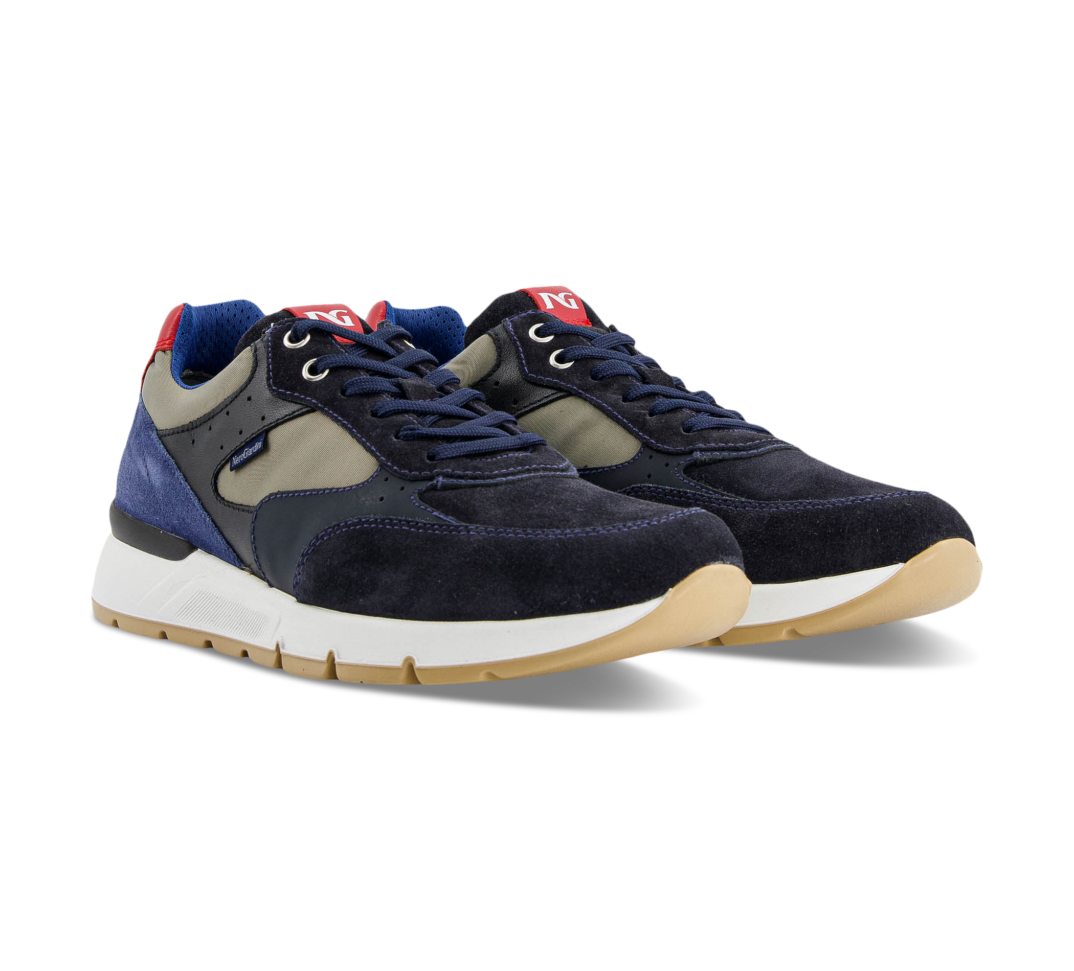 paar Sneaker low