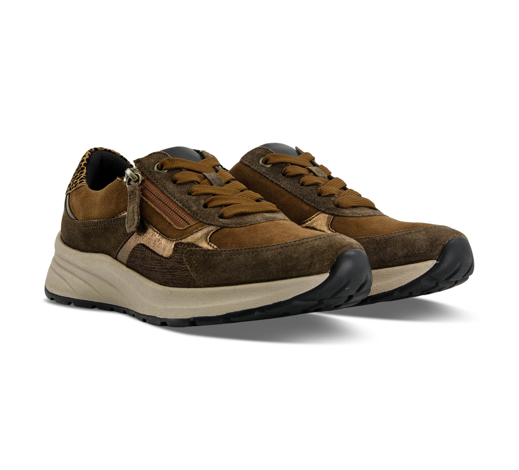 30925106_62bb3a9d-f4db-46dd-ae8a-5f9986a302ce Sneaker low