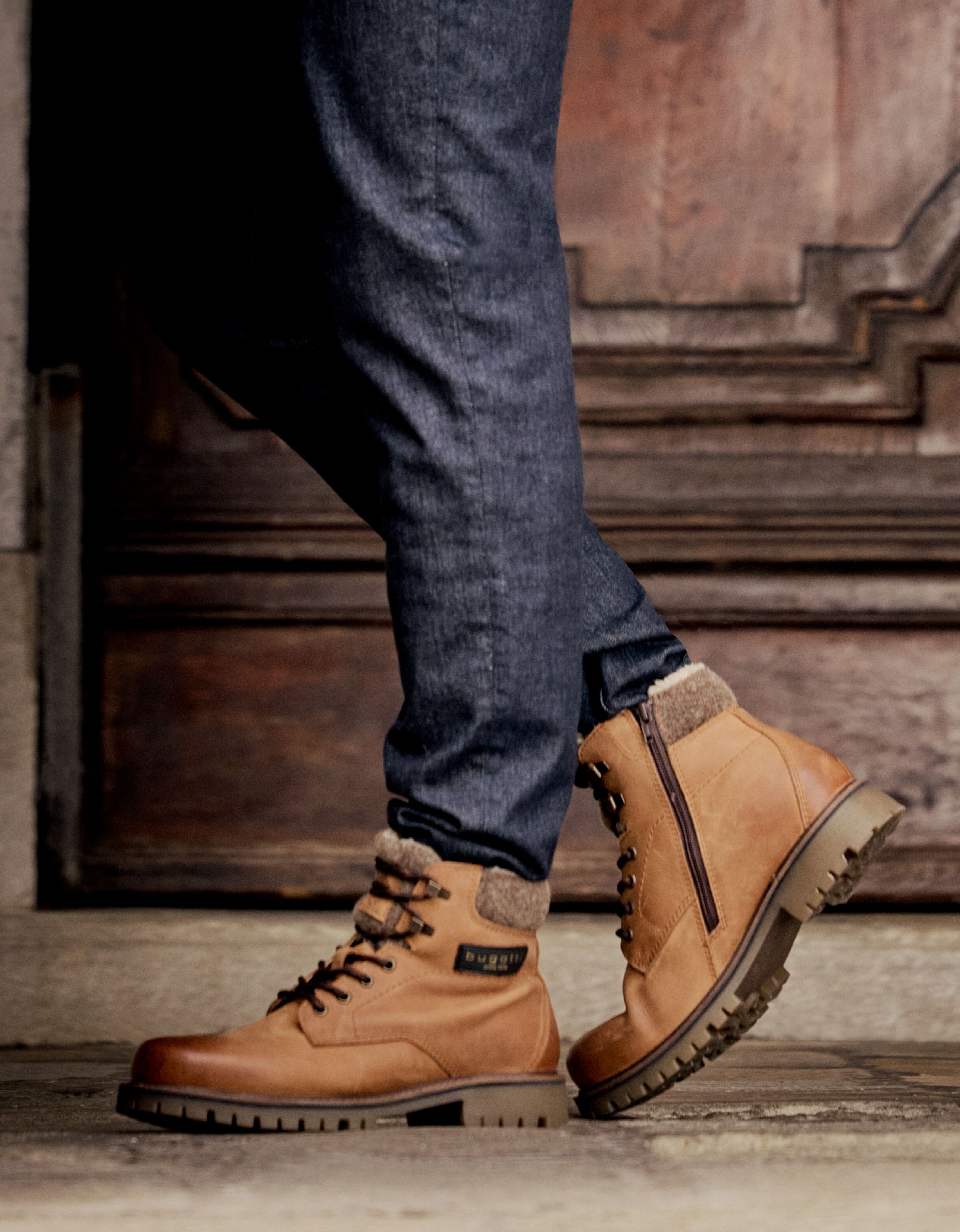 Boots & Stiefel