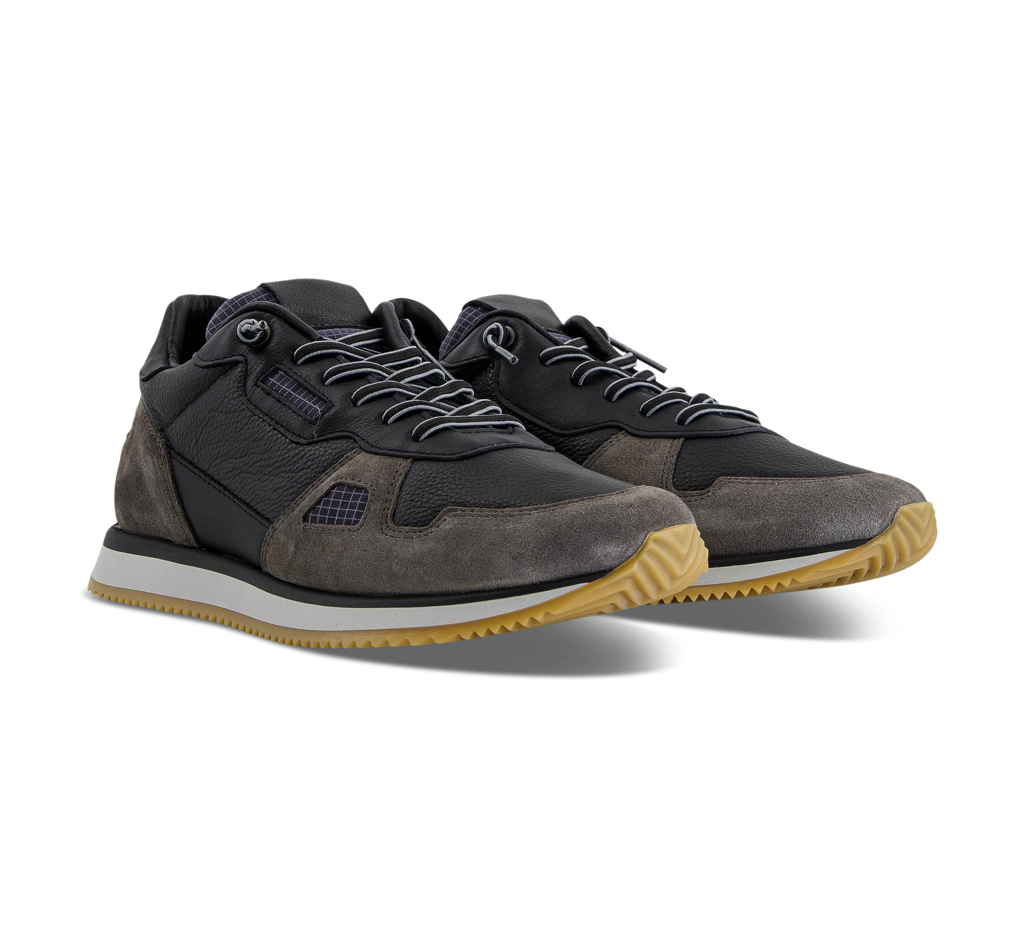paar Sneaker low