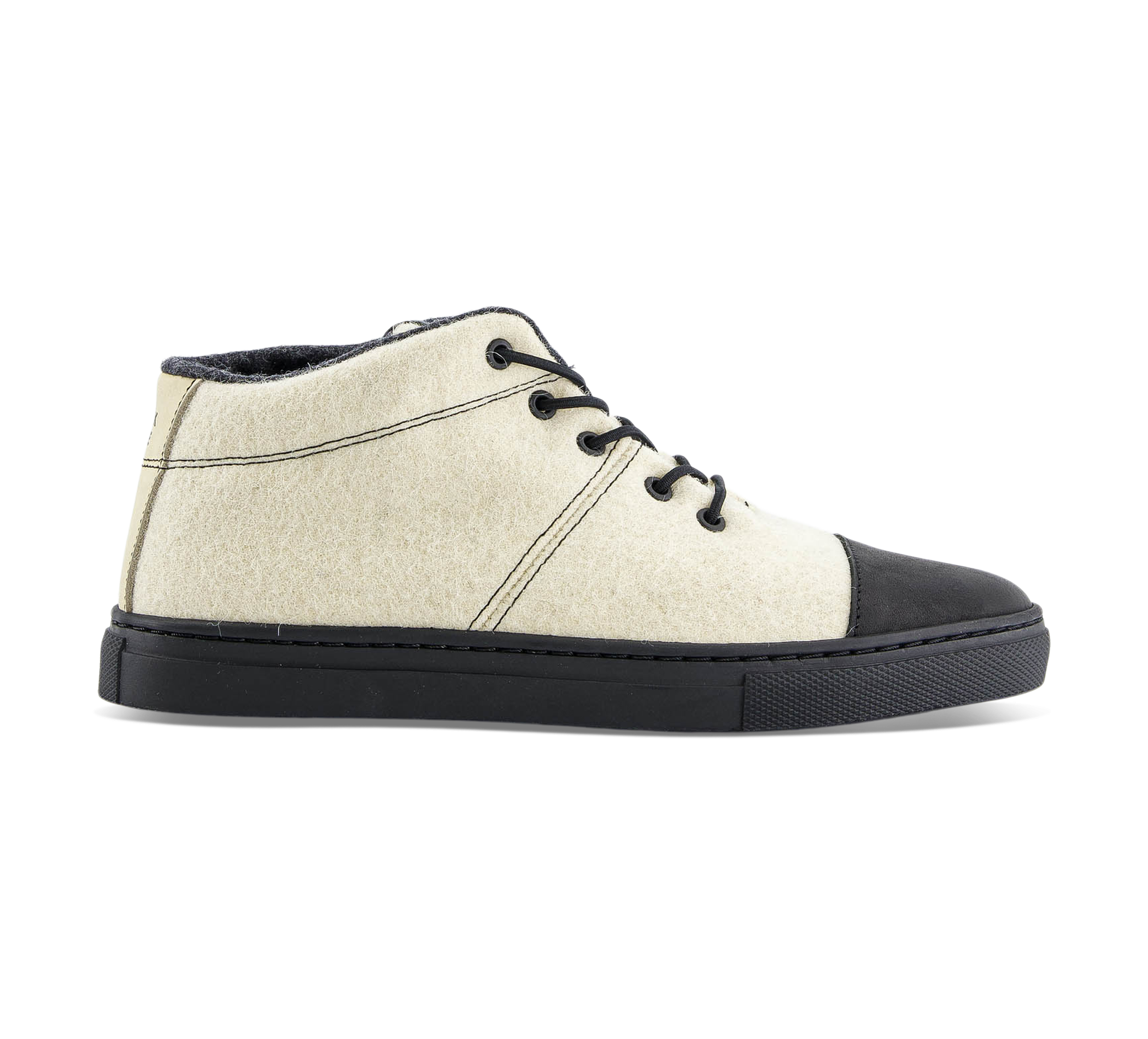 aussen Sky Wooler Black Nose