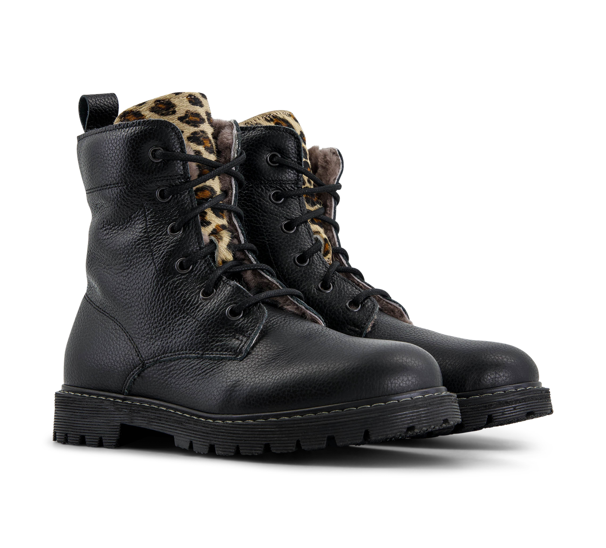 paar Winterschuhe