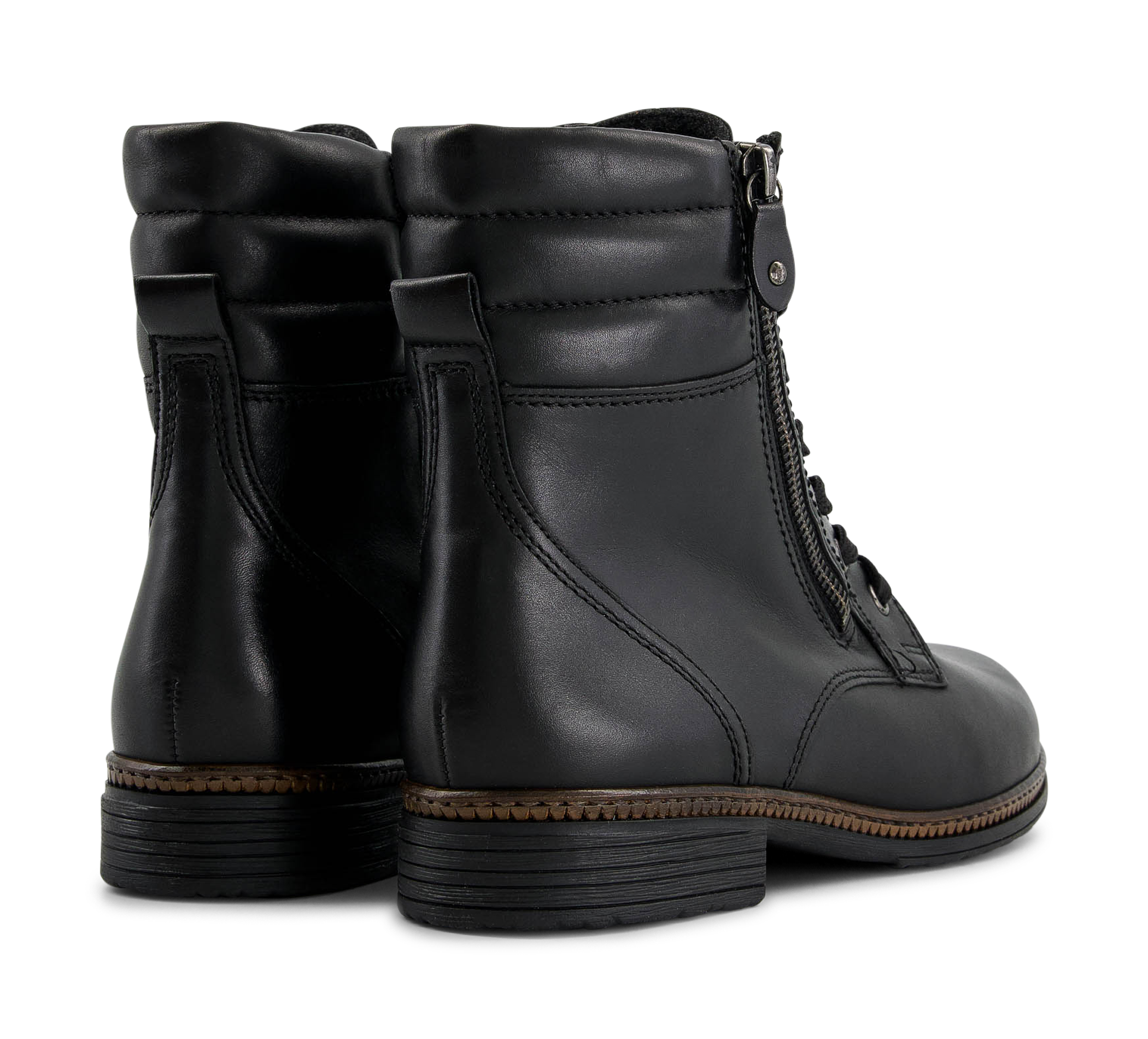 Schnürstiefel
